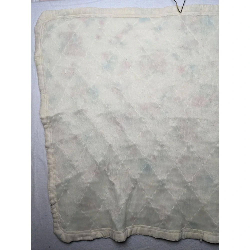 Vintage Baby Quilt Bears Bubbles Flowers 33x54 Inch‎